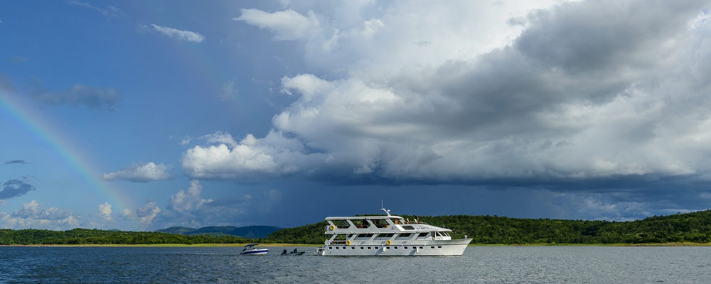 Matusadona- Luxury House Boat